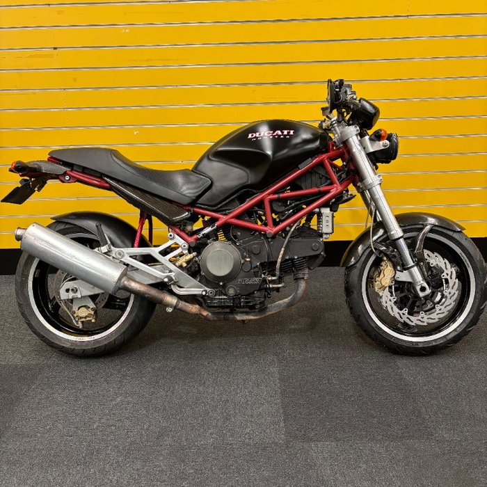 1999 DUCATI 900 MONSTER Black