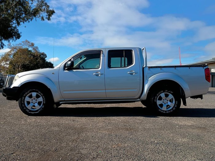 2009 Nissan Navara RX