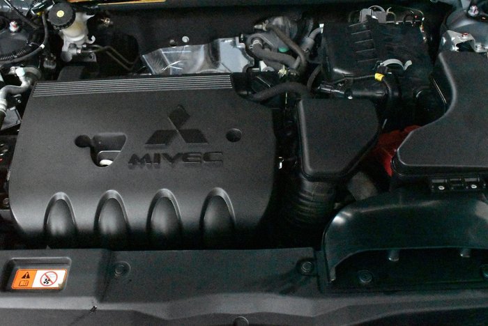 2020 Mitsubishi Outlander ES