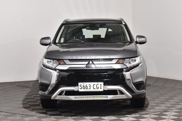 2020 Mitsubishi Outlander ES