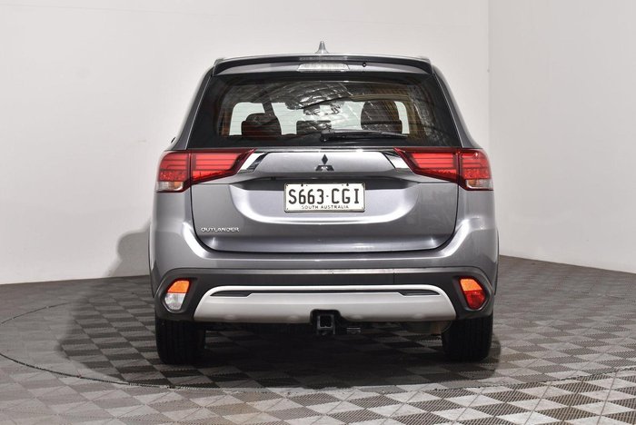 2020 Mitsubishi Outlander ES