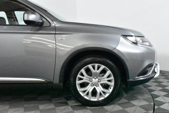 2020 Mitsubishi Outlander ES