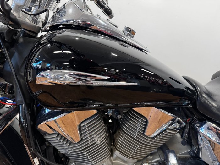 2005 Honda VTX1300 (VTX1300S) Black