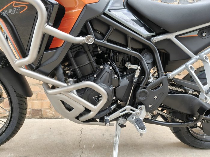 2026 TRIUMPH TIGER 900 DESERT EDITION ROAD GREY