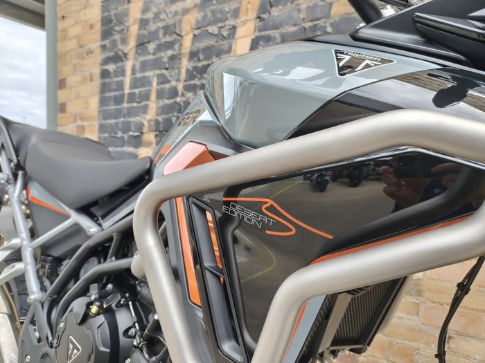 2026 TRIUMPH TIGER 900 DESERT EDITION ROAD GREY
