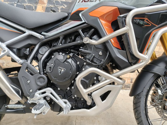 2026 TRIUMPH TIGER 900 DESERT EDITION ROAD GREY