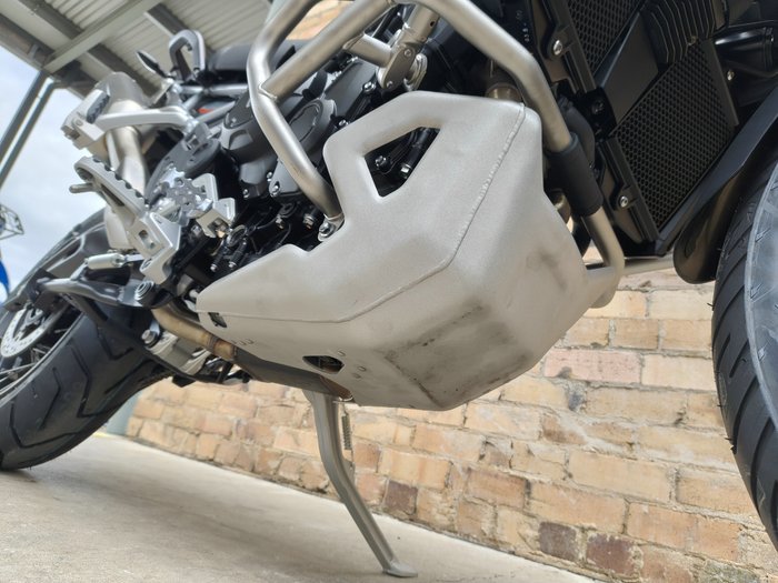 2026 TRIUMPH TIGER 900 DESERT EDITION ROAD GREY
