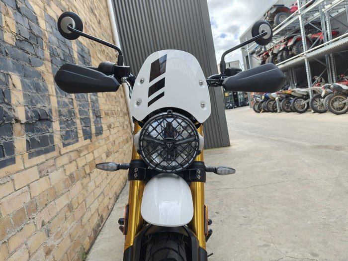 2026 TRIUMPH SCRAMBLER 400 XC DUAL PURPOSE VANILLA