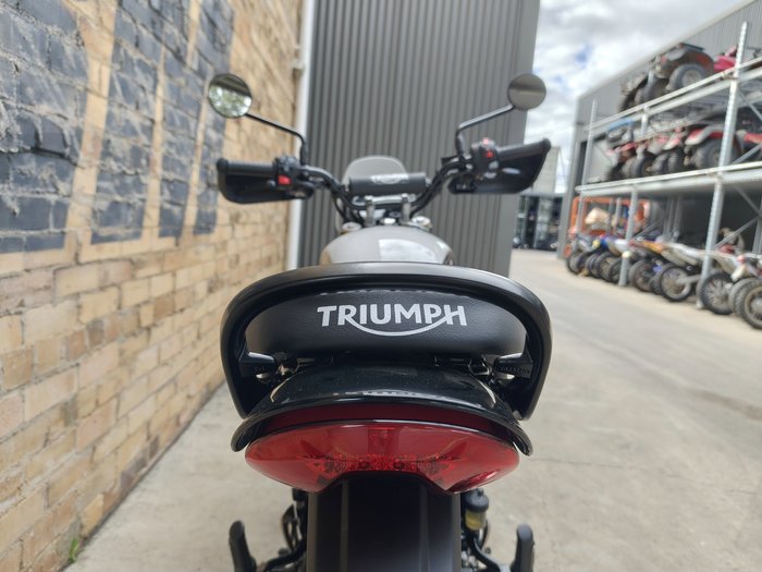 2026 TRIUMPH SCRAMBLER 400 XC DUAL PURPOSE VANILLA