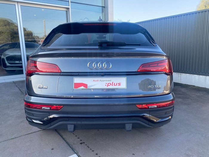 2022 Audi Q5 40 TDI S line