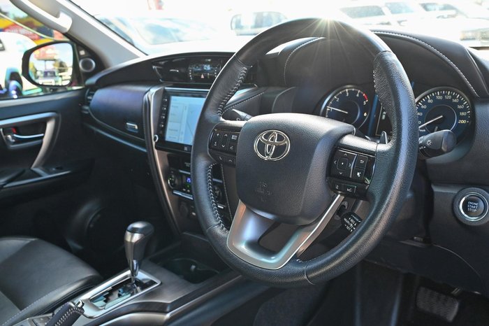 2022 Toyota Fortuner Crusade GUN156R 4X4 Dual Range Graphite