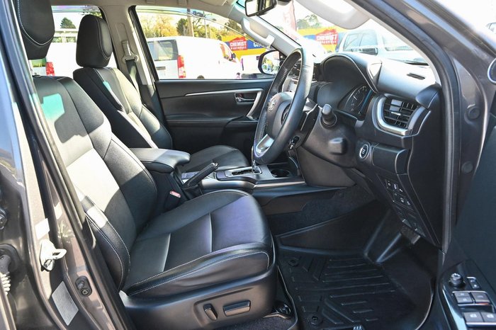 2022 Toyota Fortuner Crusade GUN156R 4X4 Dual Range Graphite