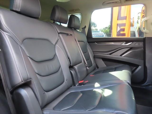 2023 LDV D90 Executive