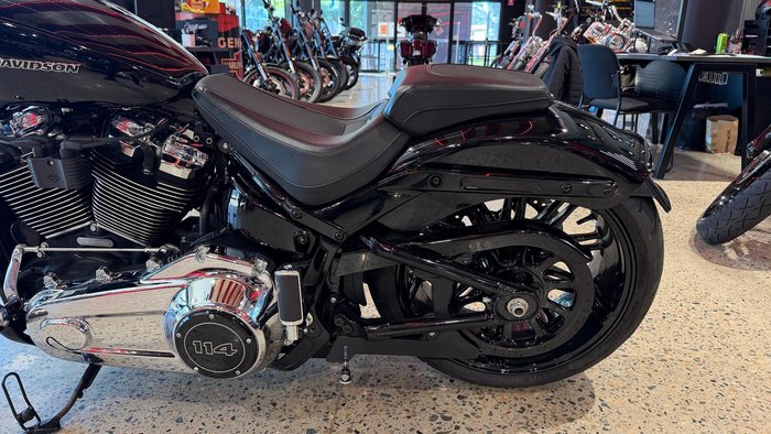 2020 Harley-Davidson Breakout 114 (FXBRS) Softail Black
