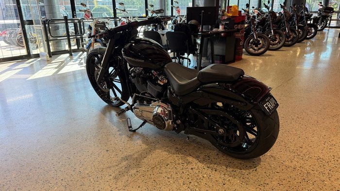 2020 Harley-Davidson Breakout 114 (FXBRS) Softail Black