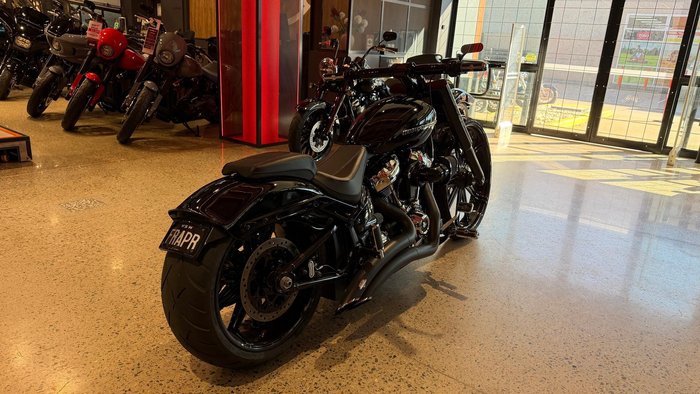 2020 Harley-Davidson Breakout 114 (FXBRS) Softail Black