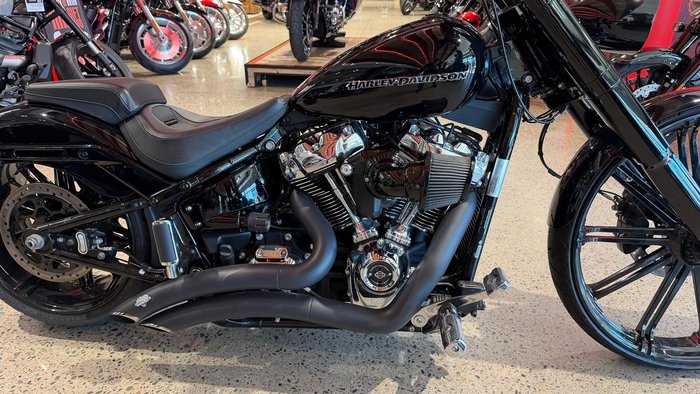 2020 Harley-Davidson Breakout 114 (FXBRS) Softail Black