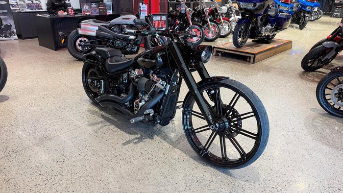 2020 Harley-Davidson Breakout 114 (FXBRS) Softail Black