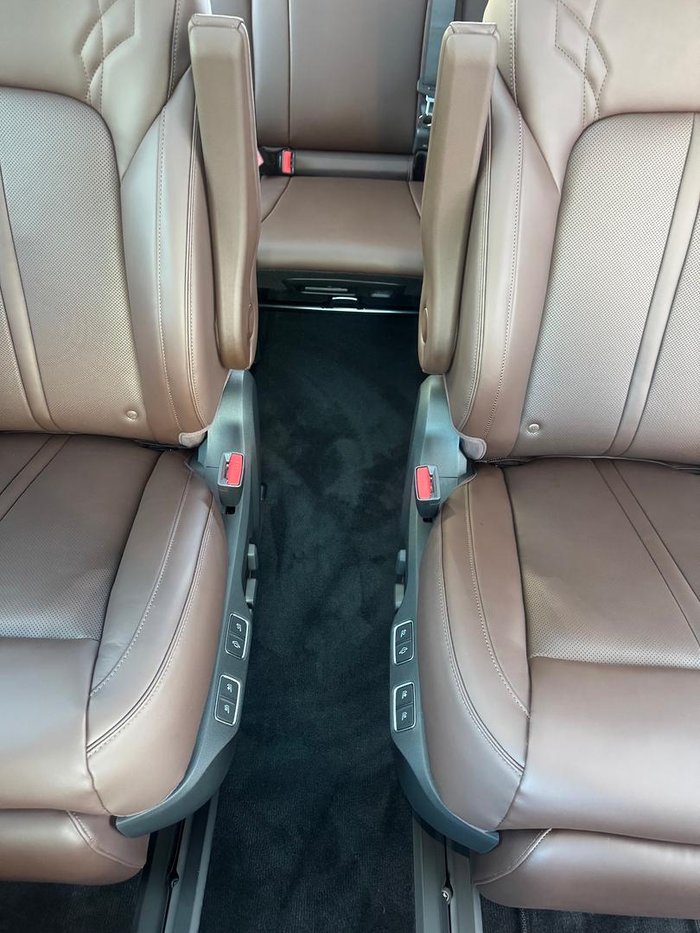 2026 Hyundai STARIA Lounge