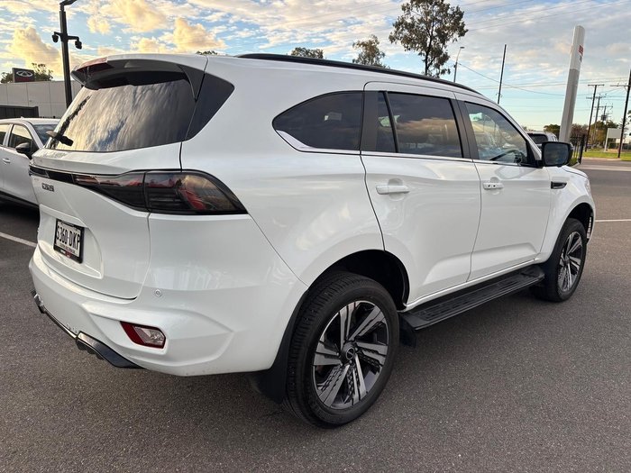 2025 Isuzu MU-X LS-T MY25.5 4X4 Dual Range Mineral White