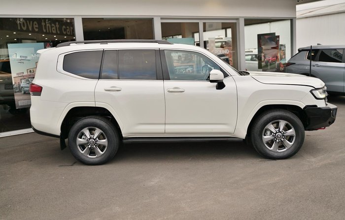 2022 Toyota Landcruiser VX