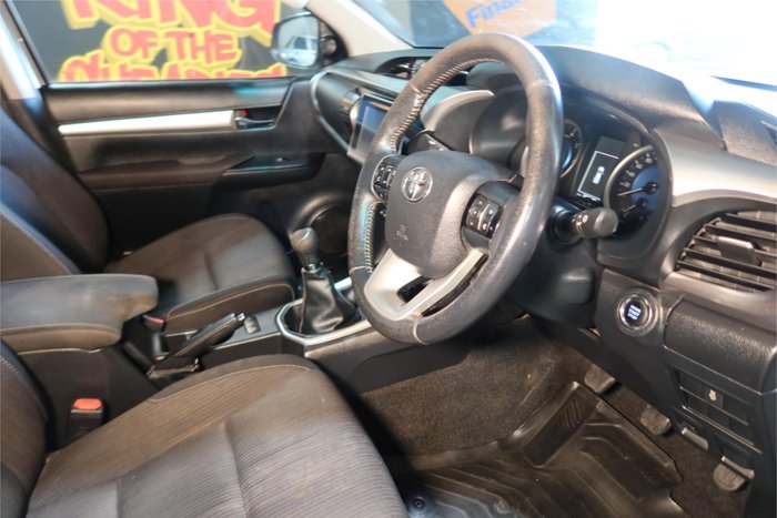 2017 Toyota Hilux SR5
