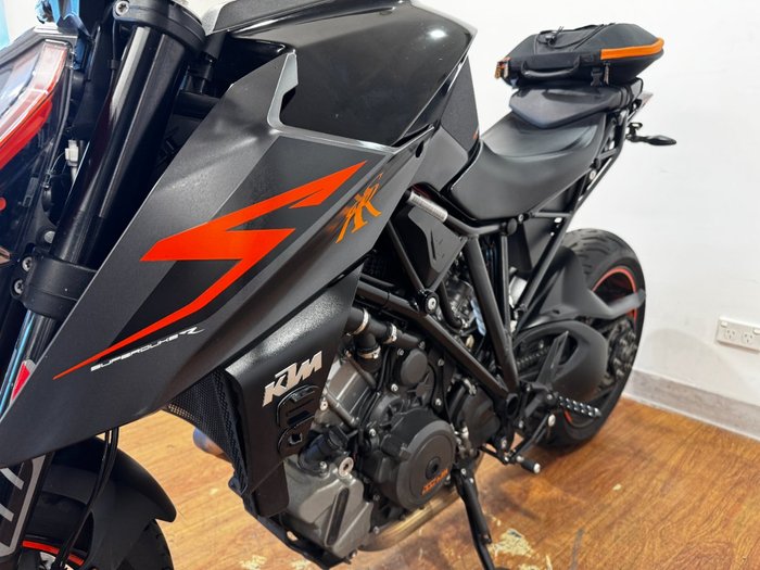 2018 Ktm 1290 SUPER DUKE R Black