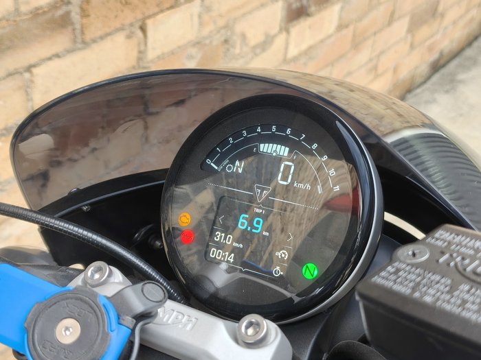 2023 TRIUMPH TRIDENT 660 ROAD BLACK