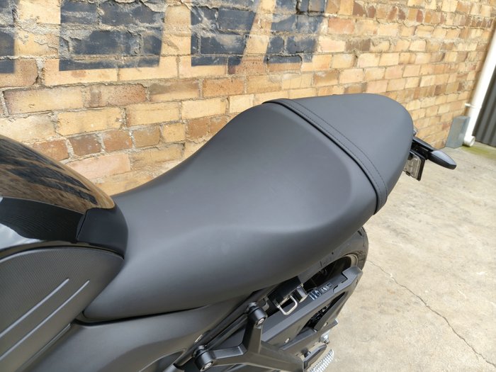 2023 TRIUMPH TRIDENT 660 ROAD BLACK