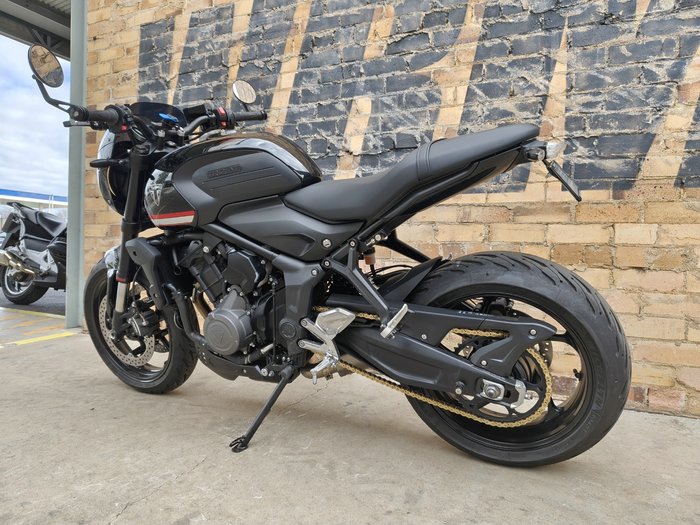 2023 TRIUMPH TRIDENT 660 ROAD BLACK
