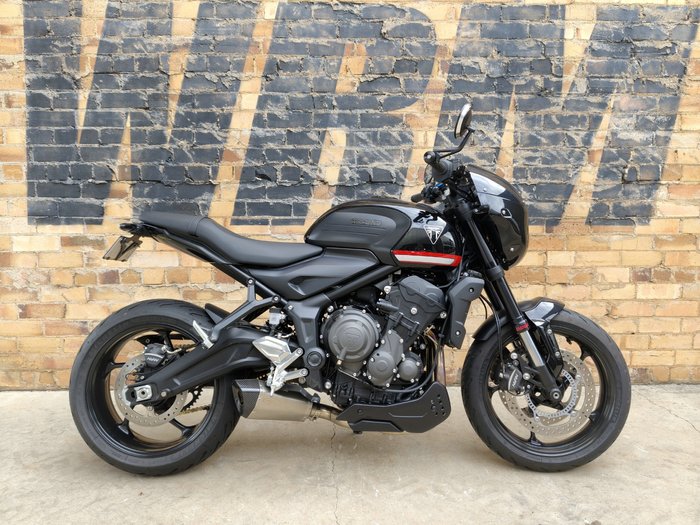 2023 TRIUMPH TRIDENT 660 ROAD BLACK