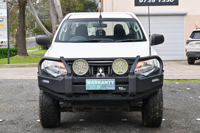 2017 Mitsubishi Triton GLX
