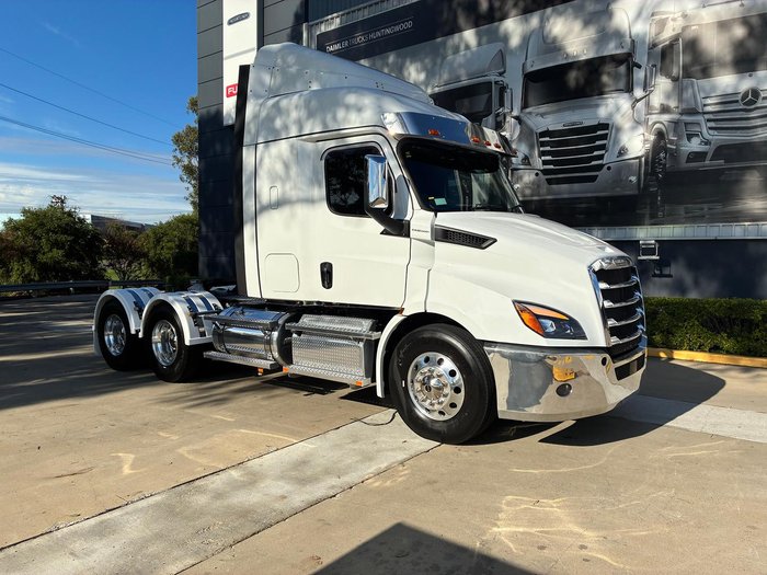 2024 Freightliner Cascadia