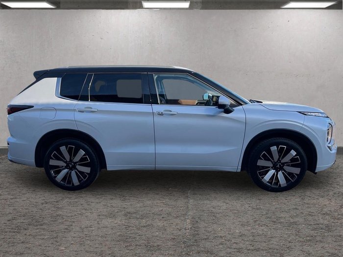 2025 Mitsubishi Outlander
