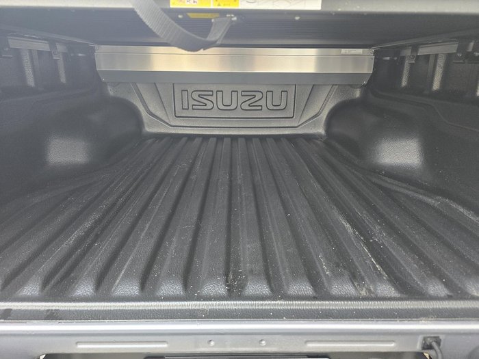 2024 Isuzu D-MAX X-TERRAIN