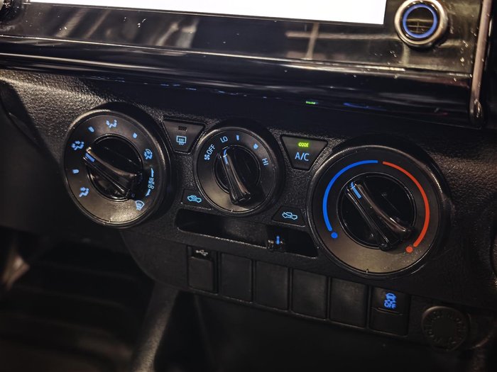 2020 Toyota Hilux Workmate
