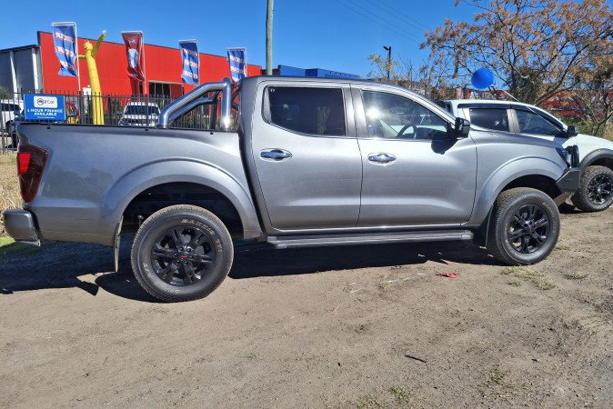 2021 NISSAN NAVARA ST (4x4)