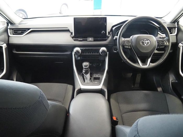 2024 Toyota RAV4 GX