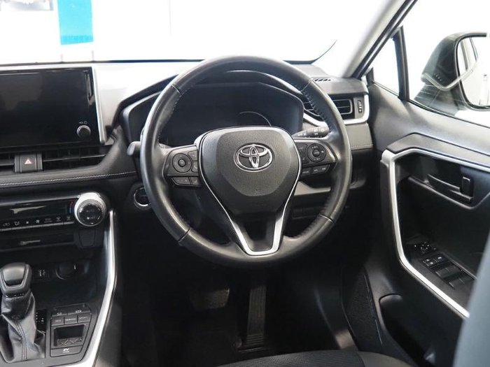 2024 Toyota RAV4 GX