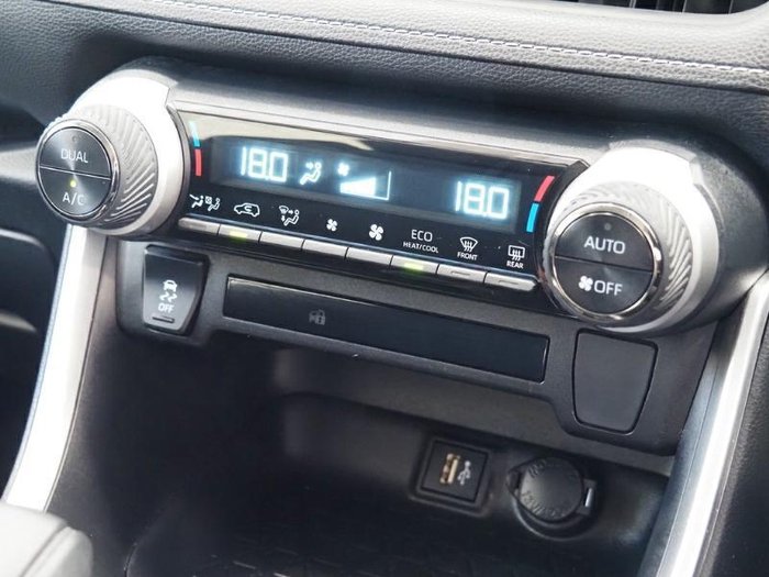 2024 Toyota RAV4 GX