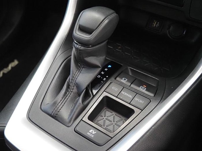 2024 Toyota RAV4 GX