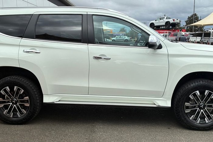 2022 Mitsubishi Pajero Sport GLS
