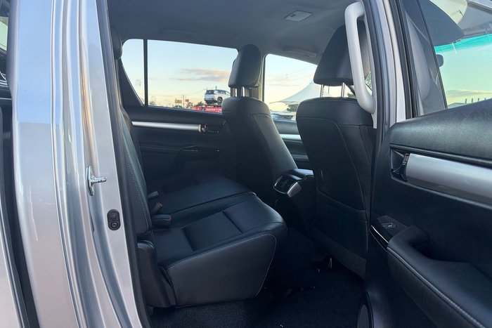 2019 Toyota Hilux SR5