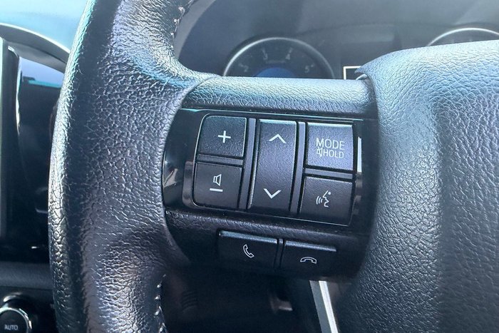 2019 Toyota Hilux SR5