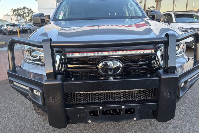 2019 Toyota Hilux SR5