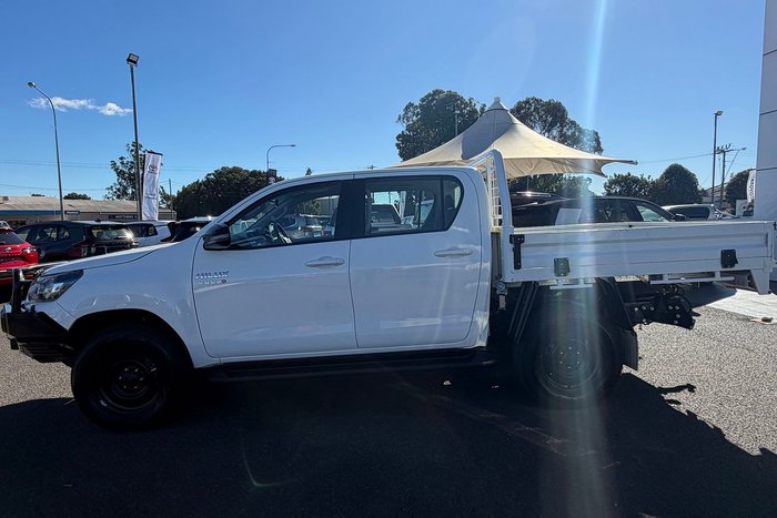 2024 Toyota Hilux SR