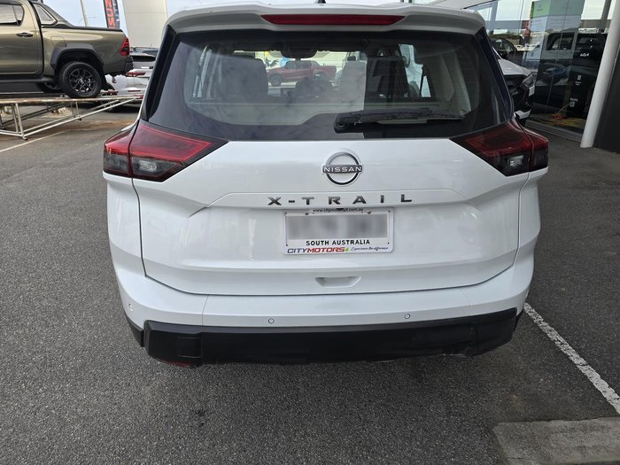2026 Nissan X-TRAIL ST