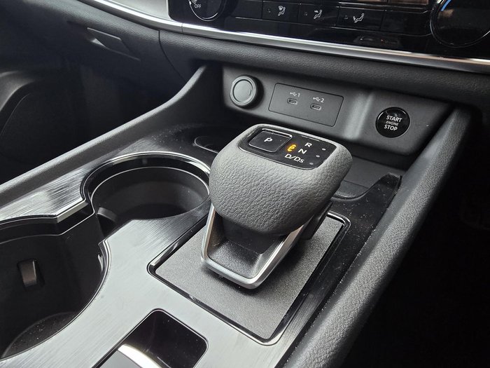 2026 Nissan X-TRAIL ST