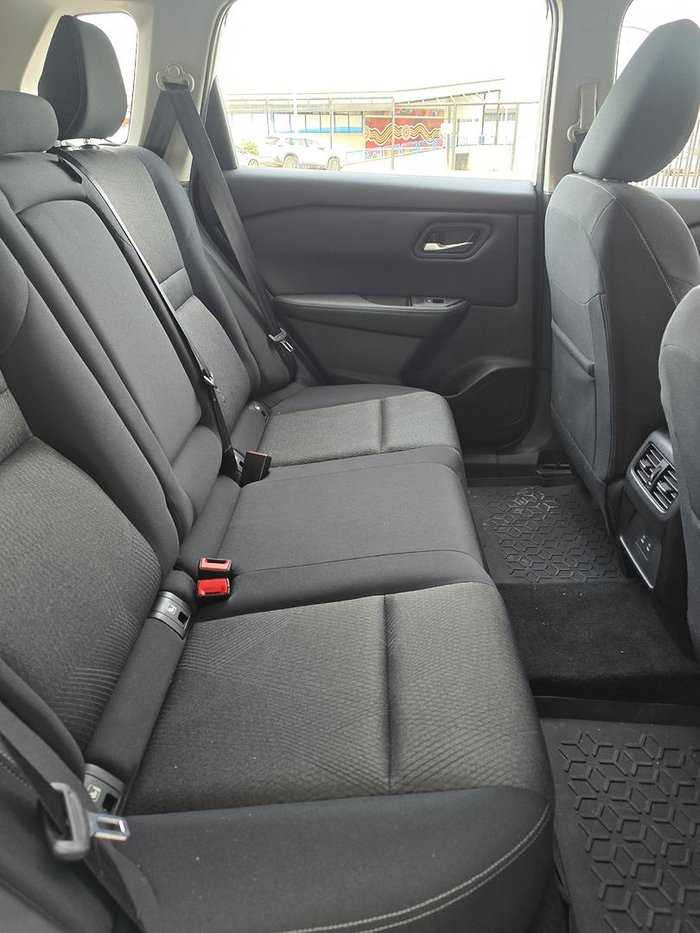 2026 Nissan X-TRAIL ST