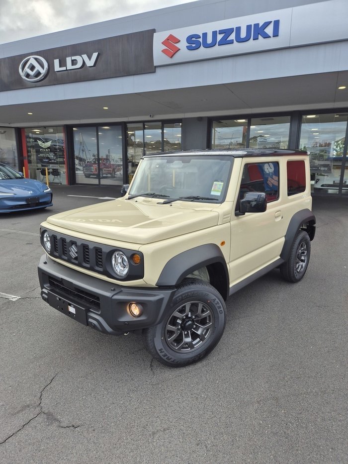 2025 Suzuki Jimny